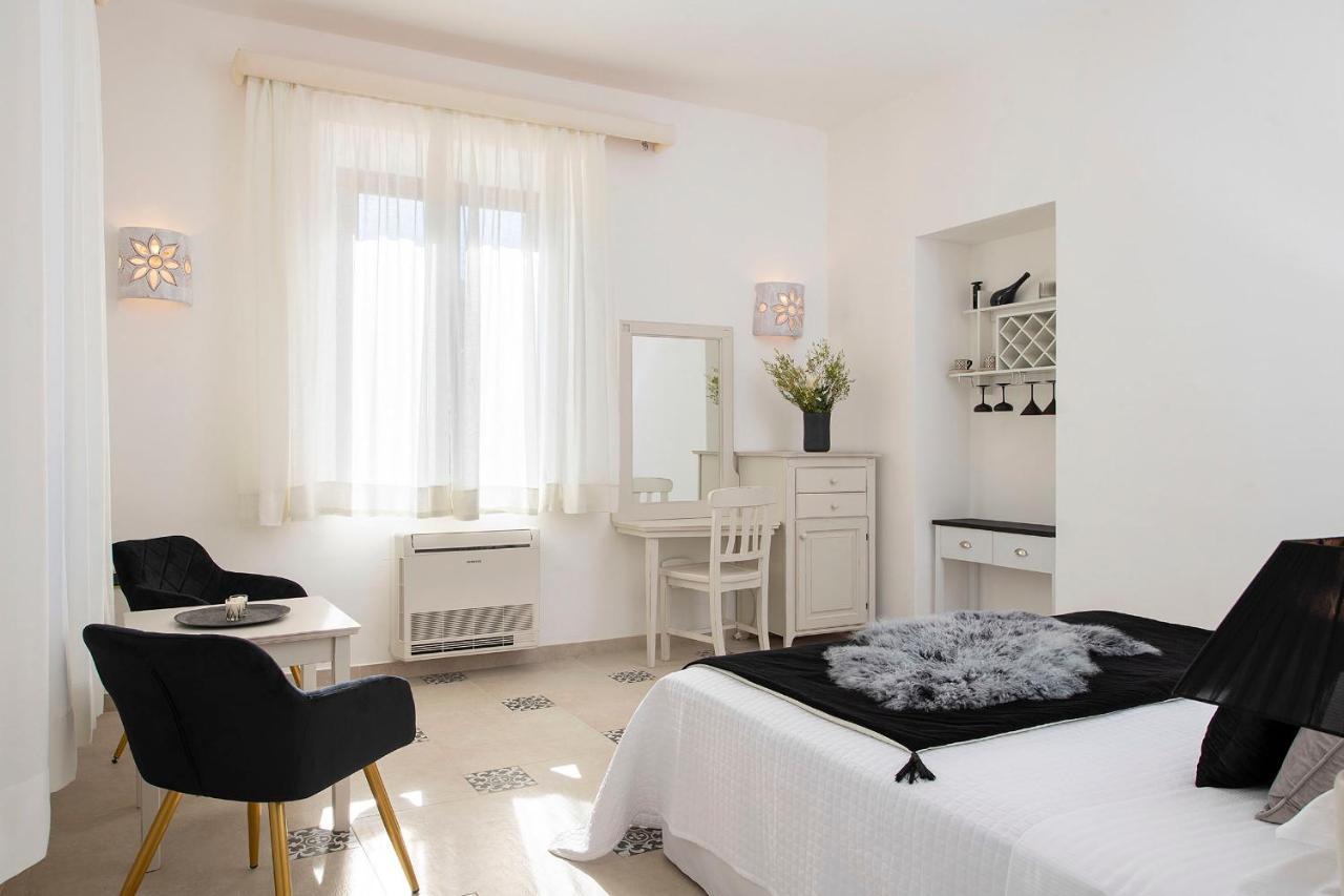 Villa Cavalieri Country Hotel Pula Buitenkant foto